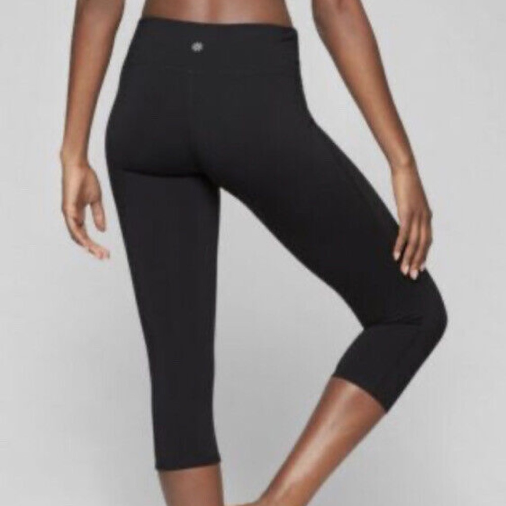 Athleta Womens Small Black Leggings High Rise  Capri Activewear Yoga